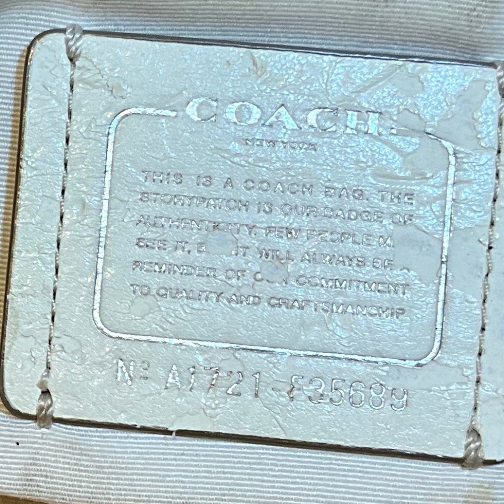 Coach satchel bag, white leather with strap detailing.   B2Bc - Picture 2 of 8